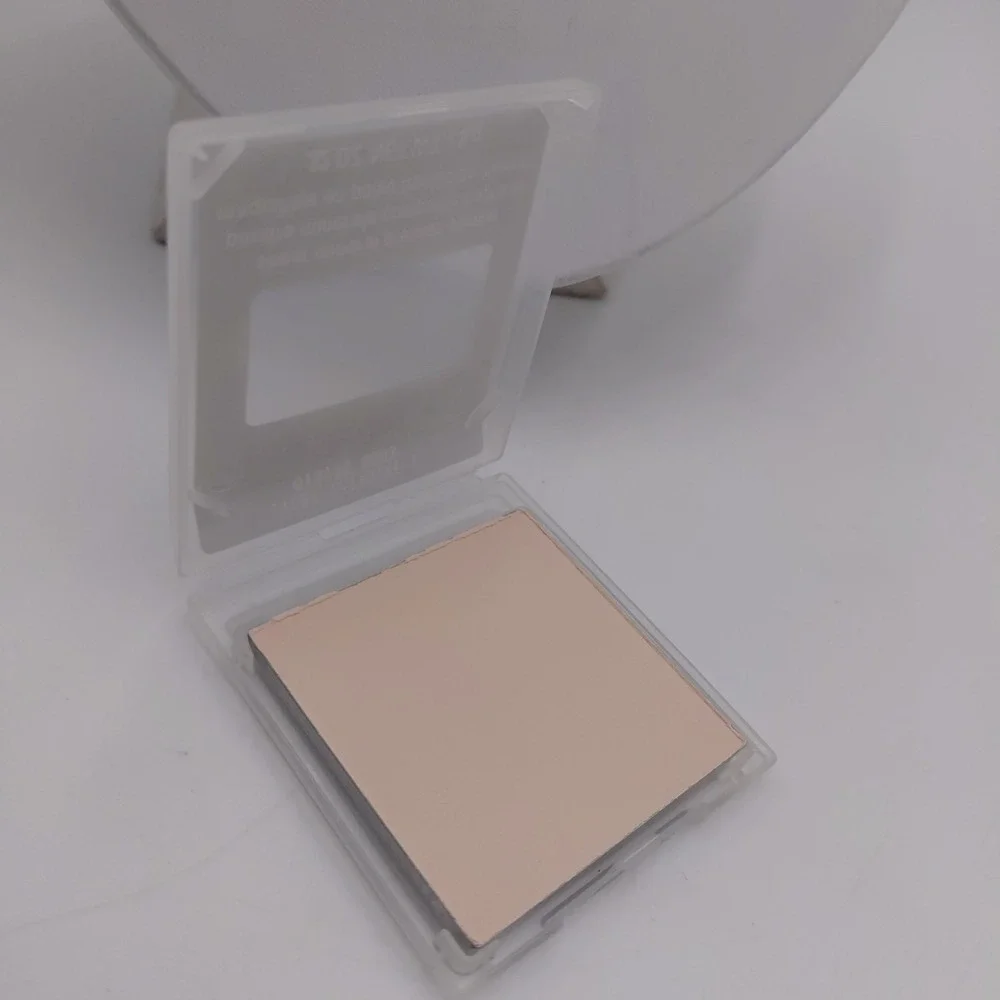 Mary Kay Sheer Mineral Pressed Powder  Ivory 1 USA NOS Foundation Luxury